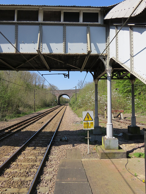 gordon hill railway station, enfield, london