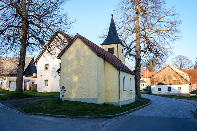 Laub, Kapelle