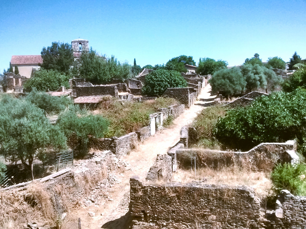 The deserted town of Granadilla