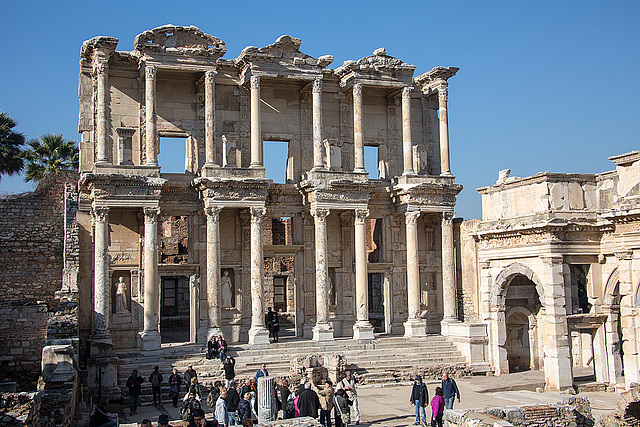 20151207 9764VRAw [R~TR] Celsus-Bibliothek, Ephesos, Selcuk