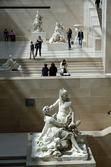La cour de Marly au musée du Louvre