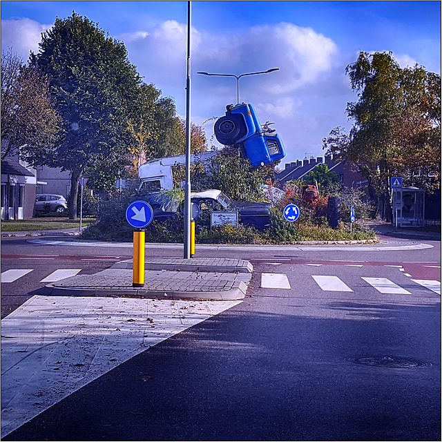 Roundabout accident