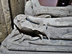 wollaton church, notts; c16 tomb of sir henry willoughby +1528 ; lap dog