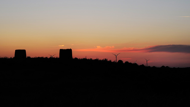 Penedos, Windmills and turbines