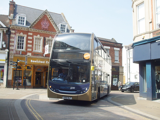 DSCF1433 Stagecoach Midlands 15743 (KX61 DLF) in Wellingborough - 21 Apr 2018