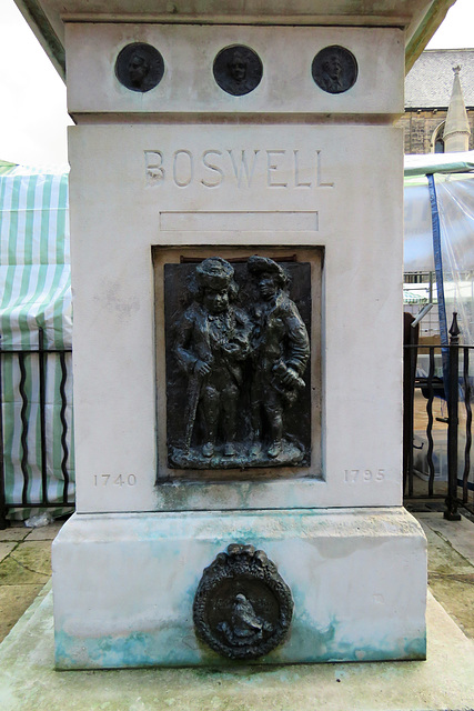 boswell statue, lichfield, staffs