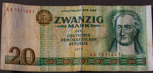 Zwanzig Mark der DDR