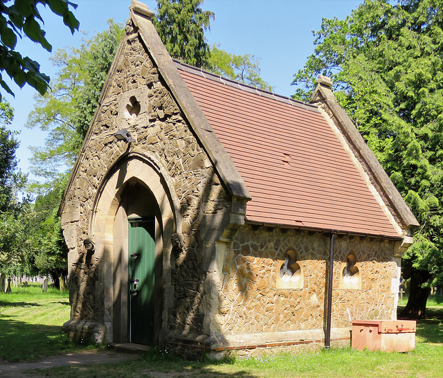 teddington cemetery, london