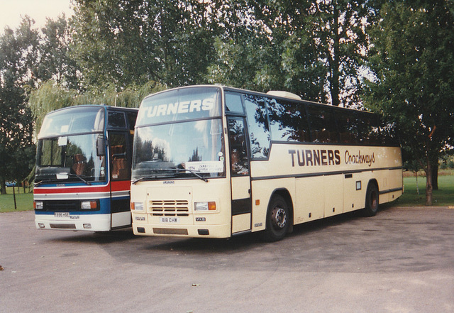 Dawlish Coaches F996 HGE and Turner’s Coaches 818 CHW (H849 AHS) at The Smoke House, Beck Row – Sep 1996 (328-02)