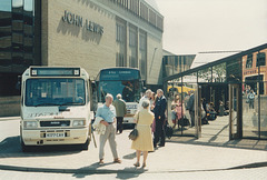 Viscount S77 (K177 CAV) and Yorkshire Traction 75 (J964 YWJ) in Peterborough – 30 Apr 1994 (221-19)