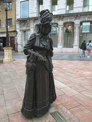 Statue of the Regent.