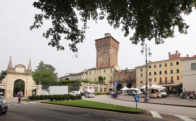 Entrance to former gardens of Palazzo Valmarana-Salvi, Vicenza