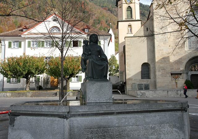 Brunnen vor der Kathedrale in Chur