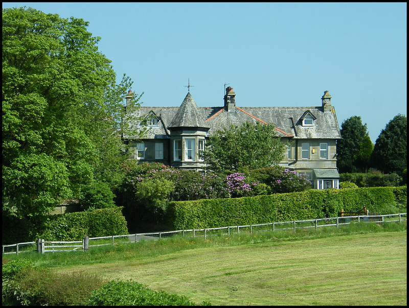 nice house near Ellel