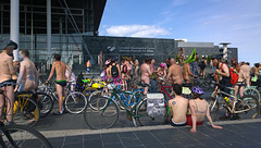 Nude Bikeride at the Senedd