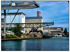 HAFEN BASEL