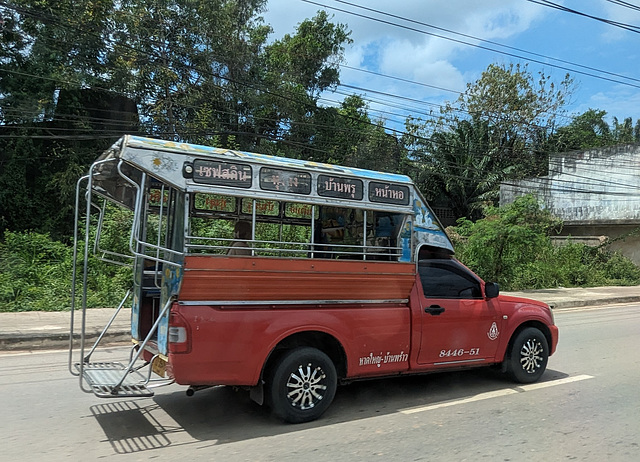 Tuk-tuk taxi 8446-51