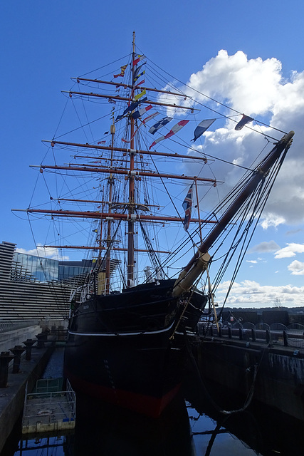 RRS Discovery