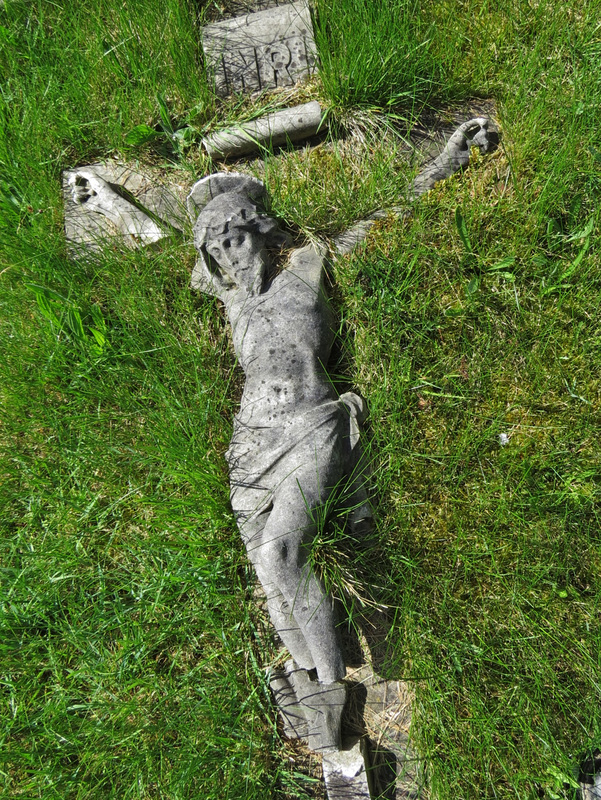 charlton cemetery, london