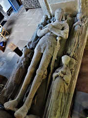 wollaton church, notts; c16 tomb of sir henry willoughby +1528 plus four wives