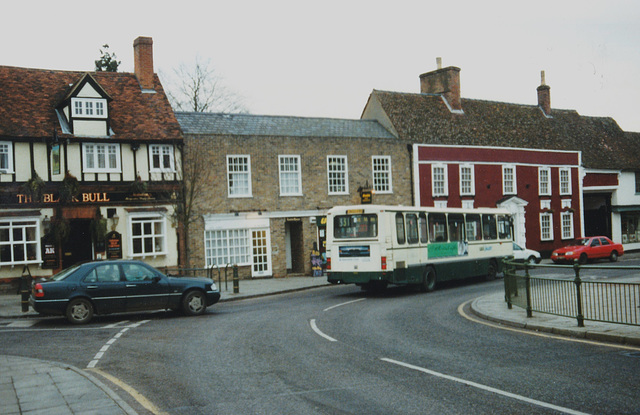 HFF: Arriva East Herts and Essex DWL402 (J402 XVX) in Buntingford – Mar 1999 (410-23A)