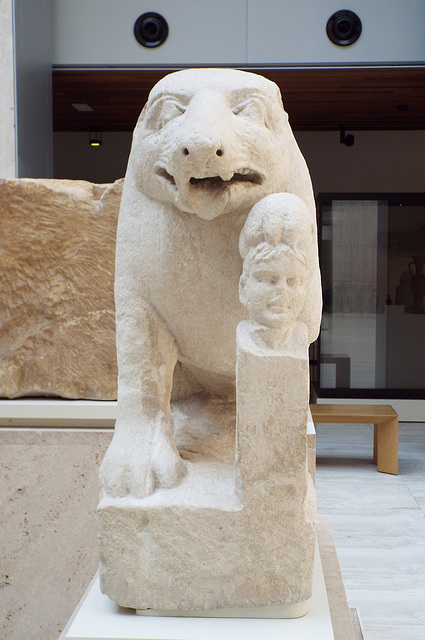 Bear of Porcuna in the Archaeological Museum of Madrid, October 2022