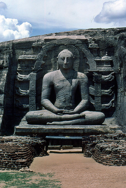 Sitzender Buddha