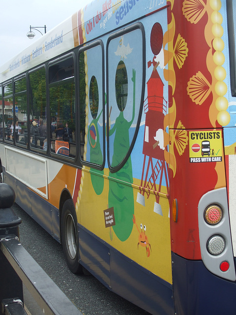 DSCF2543 'See through' vinyl on a Stagecoach (Busways) bus - 1 Jun 2018