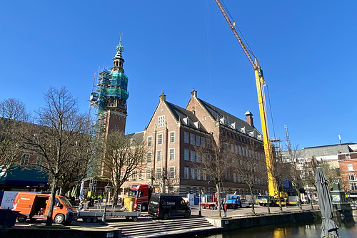 Work on the City Hall