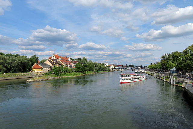 Auf der schönen Donau