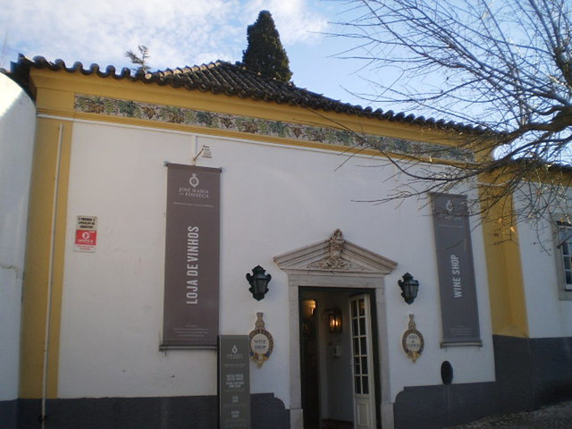 Wine and liqueurs shop.