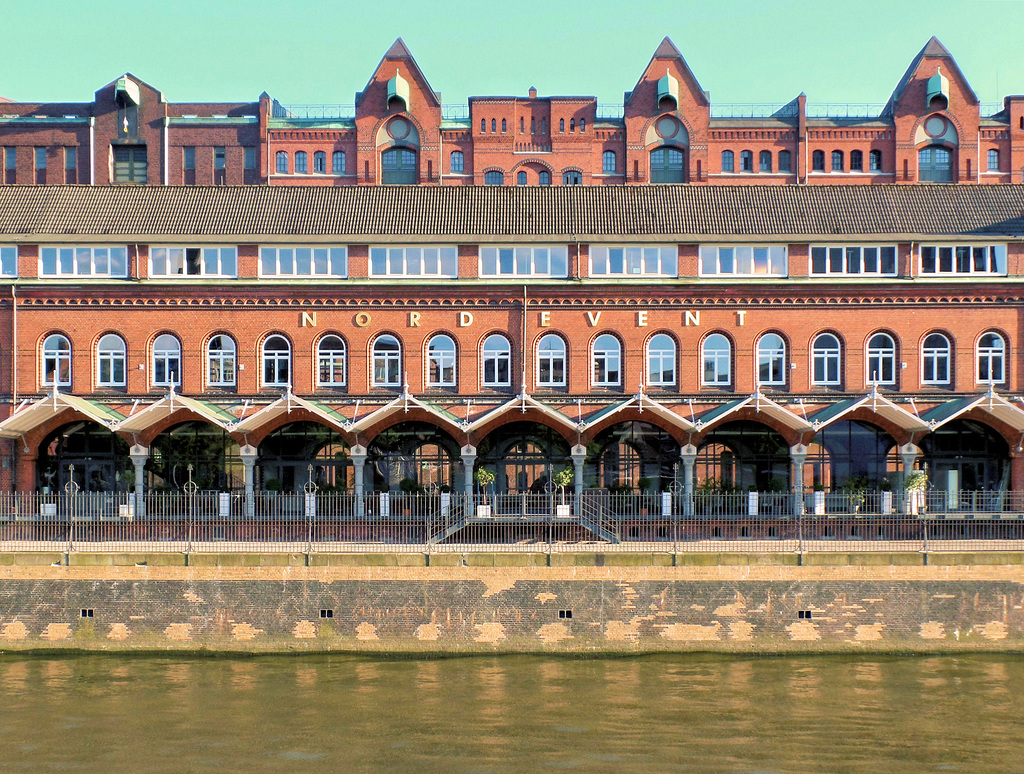 Blick zur Speicherstadt vom Dovenfleet