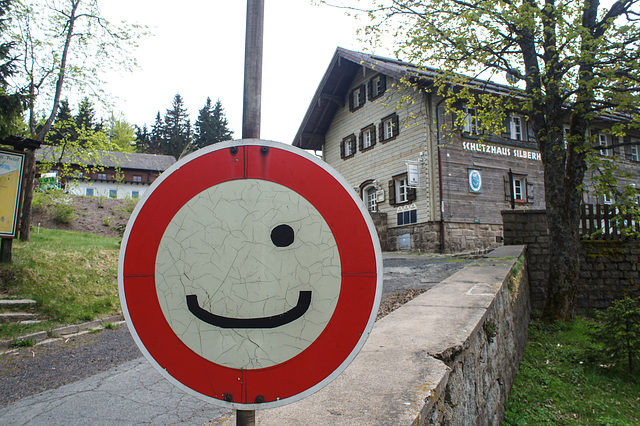 Have a nice TSS (Traffic Sign Sunday!)