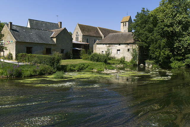 Eglise saint Hilaire.