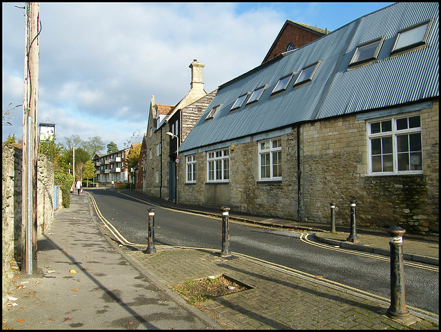 Temple Road bollards