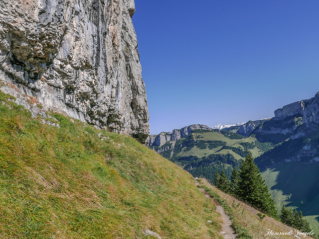 Auf dem Wanderweg zum Äscher und Seealsee