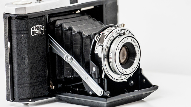 ZEISS IKON