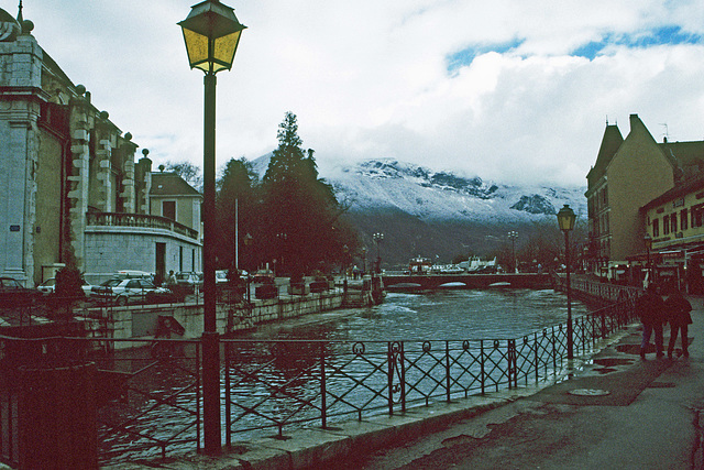 D-306 Annecy 1995 le Thiou (blog)