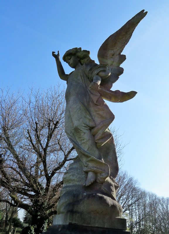 kingston on thames cemetery