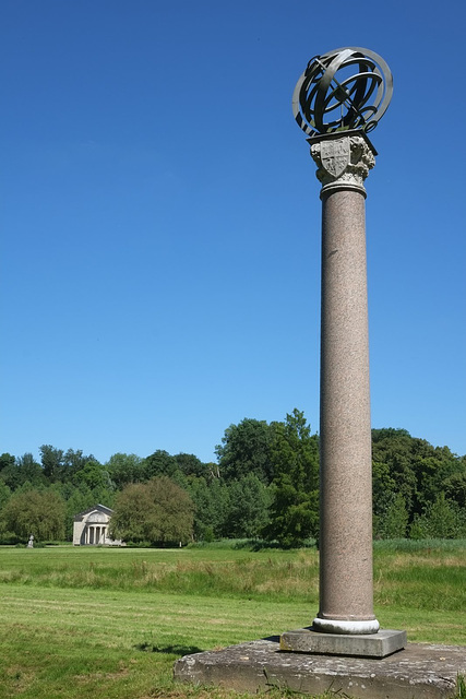 La colonne armillaire du Parc de Jeurre