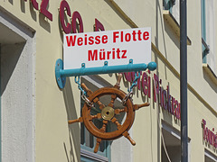 Nasenschild der "Weißen Flotte Müritz"