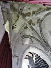 icklesham church, sussex (10)late c12 vaulting inside the early c12 transeptal tower
