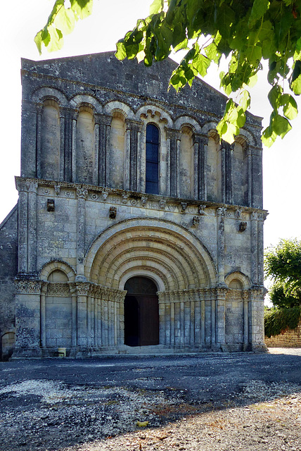 Échebrune - Saint-Pierre