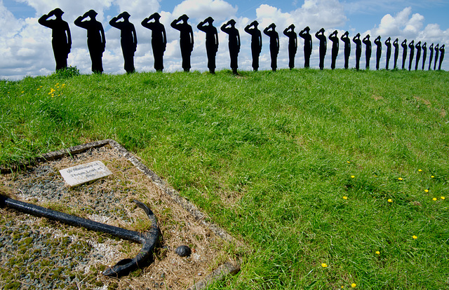 Purfleet memorial