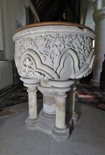 icklesham church, sussex (4)font by teulon 1849