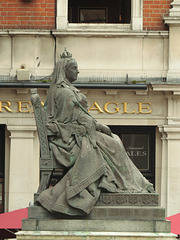 queen victoria statue, croydon