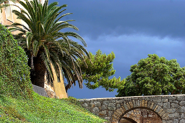 A l'intérieur de l'île paysage méditerranéen