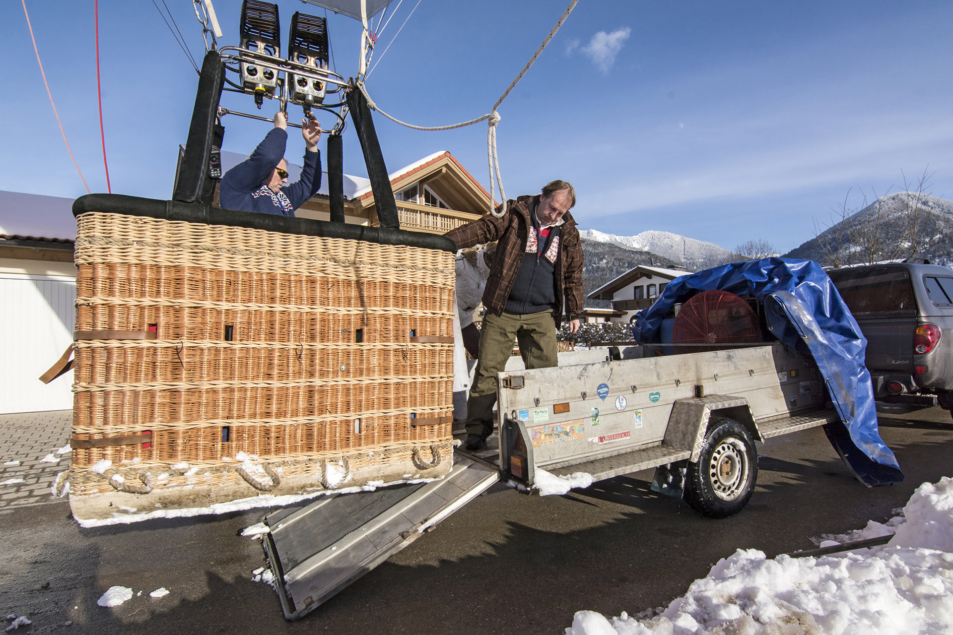 Shifting to the Lorry