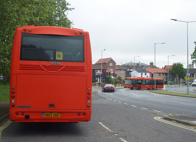 Mulleys Motorways YN05 HBO in Bury St. Edmunds - 23 May 2018 (DSCF2092)