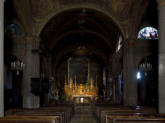 Interior of the church of San Giacomo at Piazzo, Biella (As it really is, very dark)